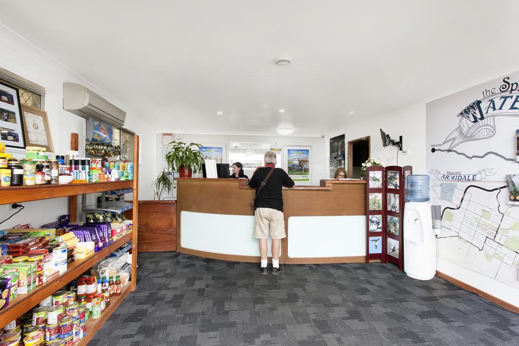 Armidale Tourist Park Otel Dış mekan fotoğraf