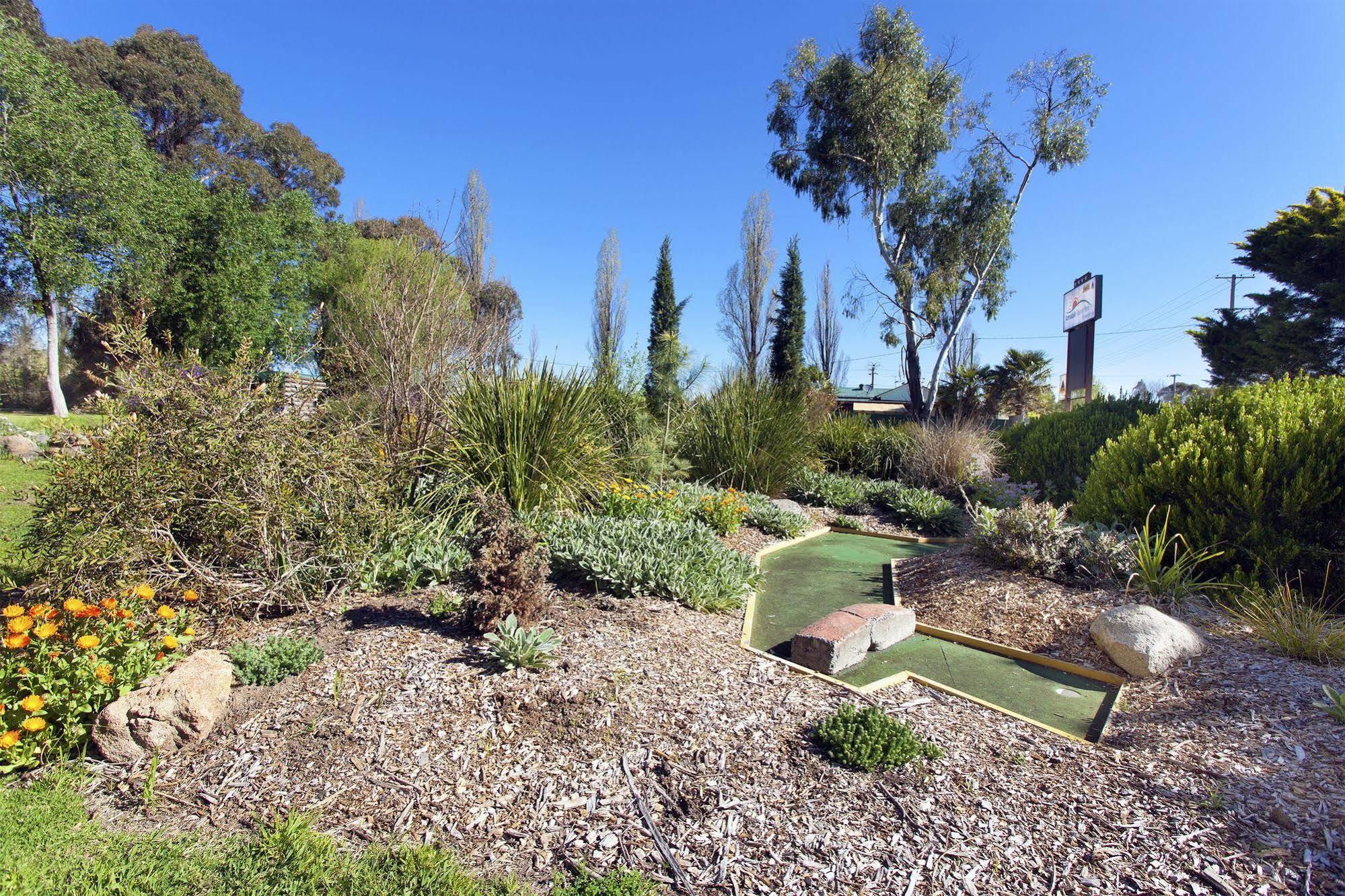 Armidale Tourist Park Otel Dış mekan fotoğraf
