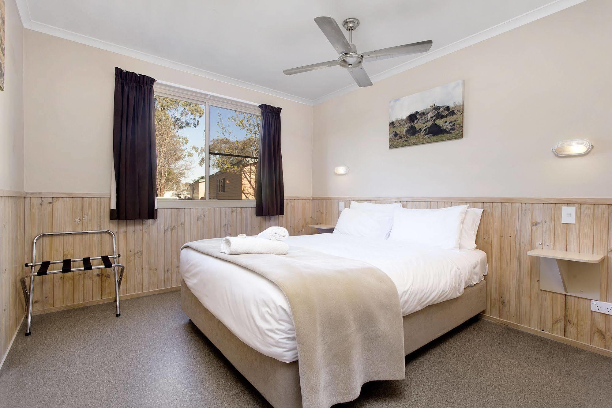 Armidale Tourist Park Otel Dış mekan fotoğraf